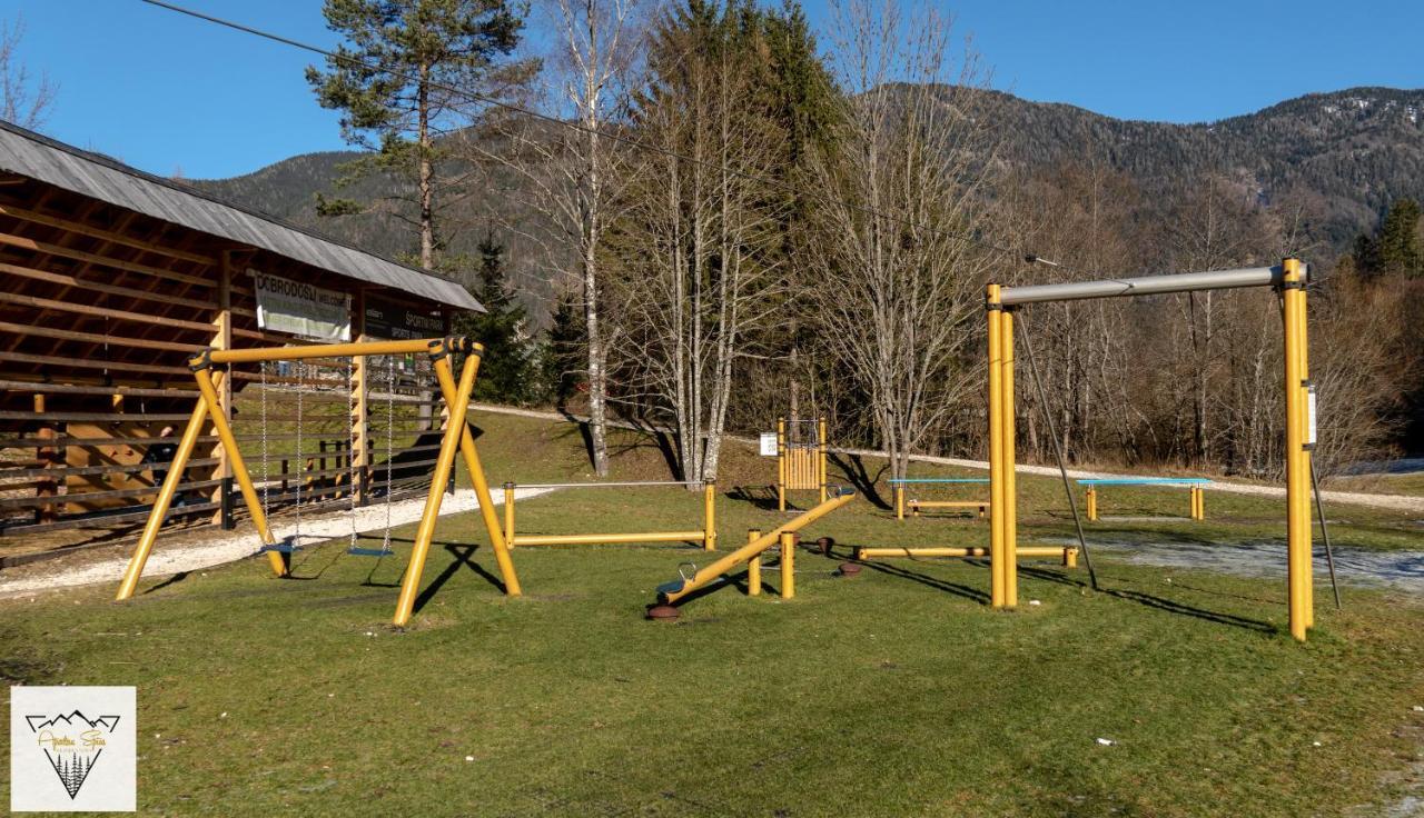 Apartment Spica - Private Parking Kranjska Gora Exterior photo